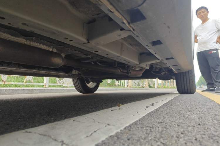 Used Dongfeng Fengon 500 2022 1.5L Manual Enjoyment Model Chassis Front Left