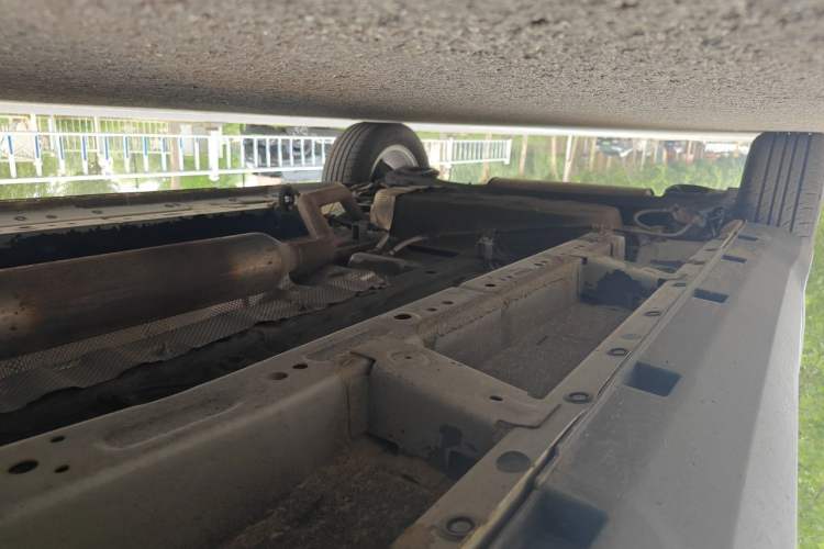 Used Dongfeng Fengon 500 2022 1.5L Manual Enjoyment Model Chassis Front Right