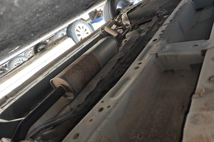 Used Dongfeng Fengon 500 2022 1.5T Manual Enjoyment Model Chassis Front Right