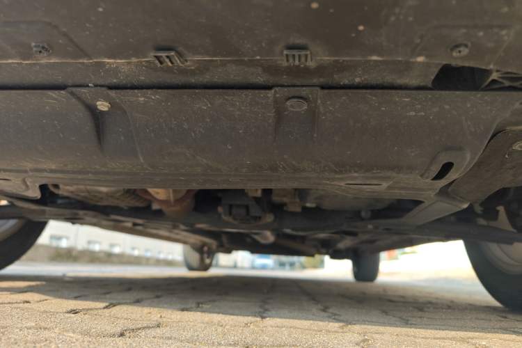 Used Dongfeng Fengon 500 2022 1.5L CVT Enjoyment Version Chassis Front