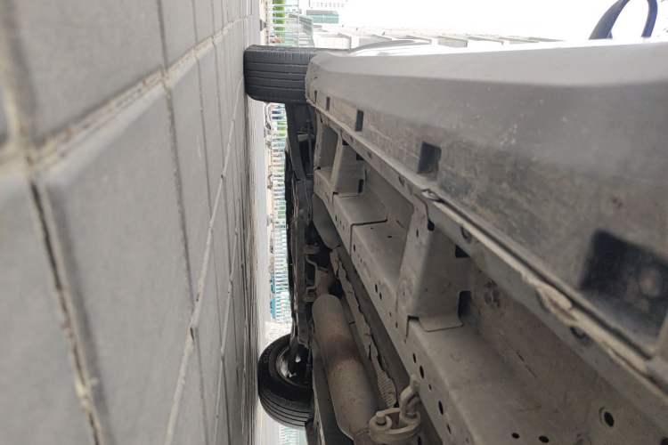 Used Dongfeng Fengon 500 2022 1.5L Manual Enjoyment Model Chassis Rear Left