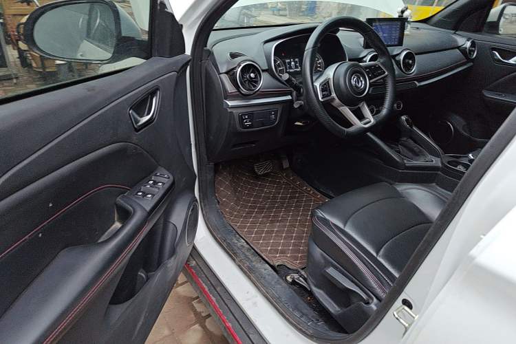 Used Dongfeng Fengon 500 2022 1.5L CVT Enjoyment Version Driver Seat