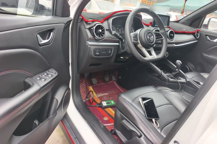 Used Dongfeng Fengon 500 2022 1.5L Manual Enjoyment Model Driver Seat