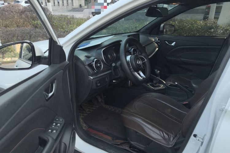 Used Dongfeng Fengon 500 2022 1.5L Manual Enjoyment Model Driver Seat