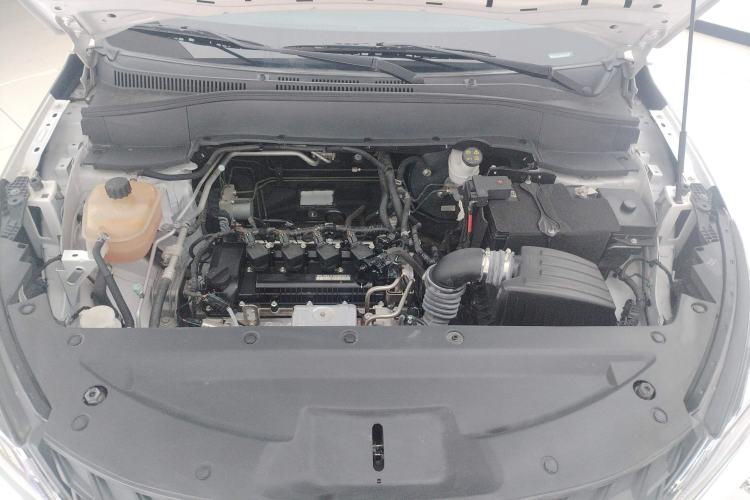 Used Dongfeng Fengon 500 2022 1.5T CVT Comfort Edition Engine Bay