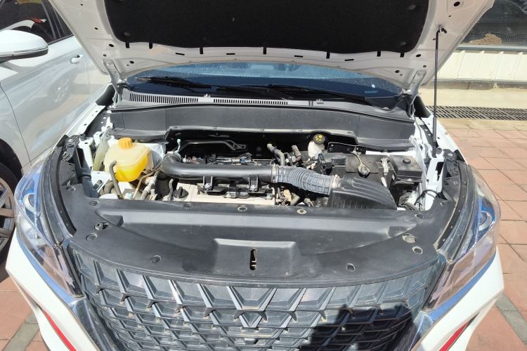 Used Dongfeng Fengon 500 2022 1.5L CVT Enjoyment Version Engine Bay