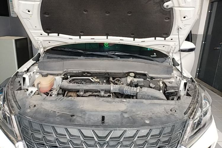 Used Dongfeng Fengon 500 2022 1.5L Manual Enjoyment Model Engine Bay