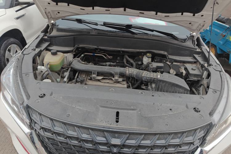 Used Dongfeng Fengon 500 2022 1.5L CVT Luxury Edition Engine Bay