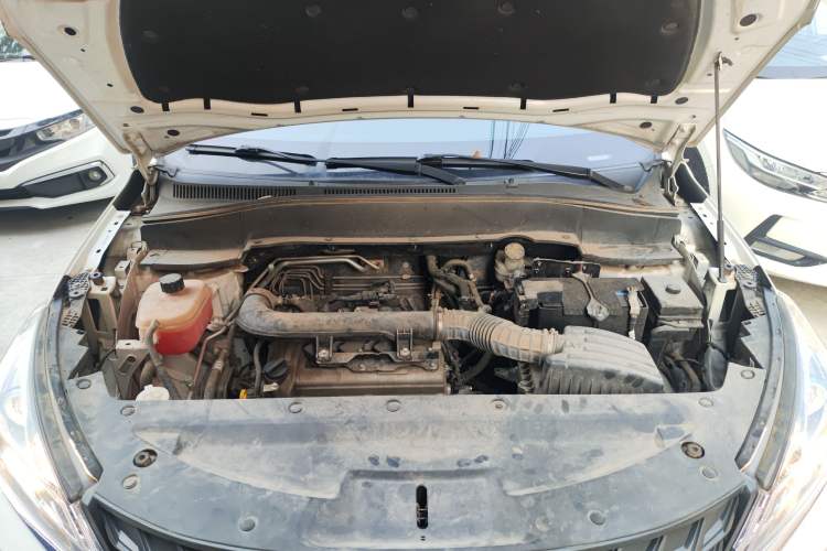 Used Dongfeng Fengon 500 2022 1.5L Manual Enjoyment Model Engine Bay