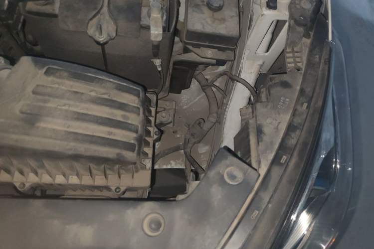 Used Dongfeng Fengon 500 2022 1.5L CVT Enjoyment Version Engine Bay Left