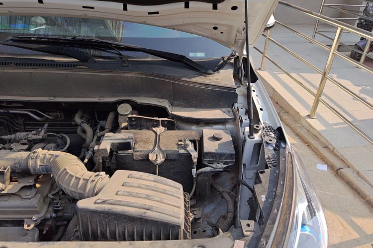 Used Dongfeng Fengon 500 2022 1.5L CVT Enjoyment Version Engine Bay Left