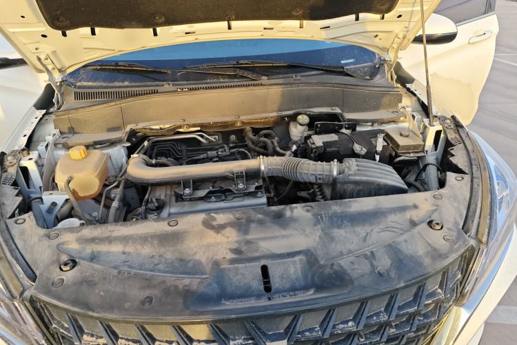 Used Dongfeng Fengon 500 2022 1.5L Manual Enjoyment Model Engine Bay