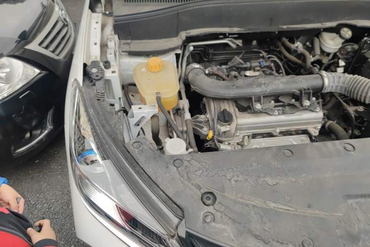 Used Dongfeng Fengon 500 2022 1.5L CVT Enjoyment Version Engine Bay Right