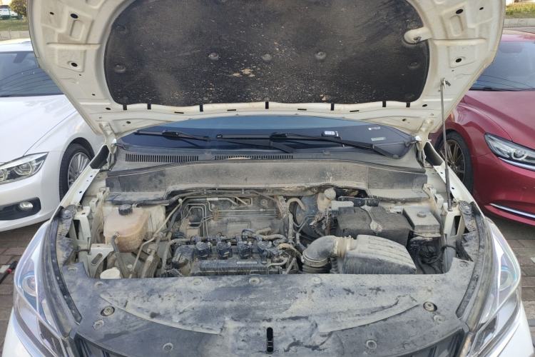 Used Dongfeng Fengon 500 2022 1.5T Manual Enjoyment Model Engine Bay