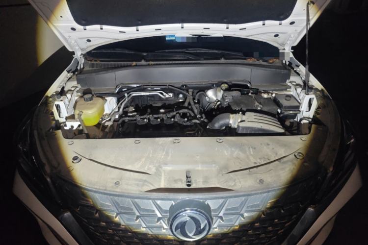 Used Dongfeng Fengon 500 2022 1.5T CVT Comfort Edition Engine Bay