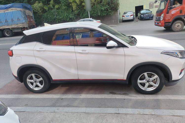 Used Dongfeng Fengon 500 2022 1.5L Manual Enjoyment Model Exterior 4