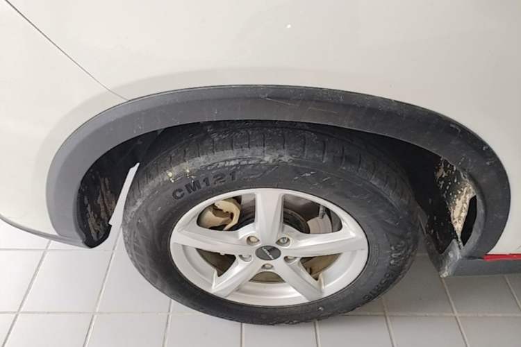 Used Dongfeng Fengon 500 2022 1.5L Manual Enjoyment Model Exterior 4