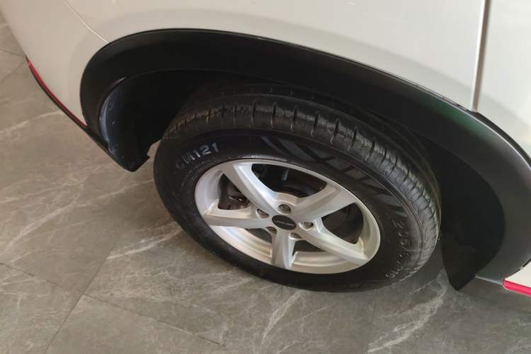 Used Dongfeng Fengon 500 2022 1.5L CVT Enjoyment Version Exterior 4