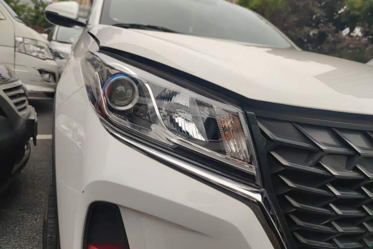 Used Dongfeng Fengon 500 2022 1.5L CVT Enjoyment Version Exterior 6