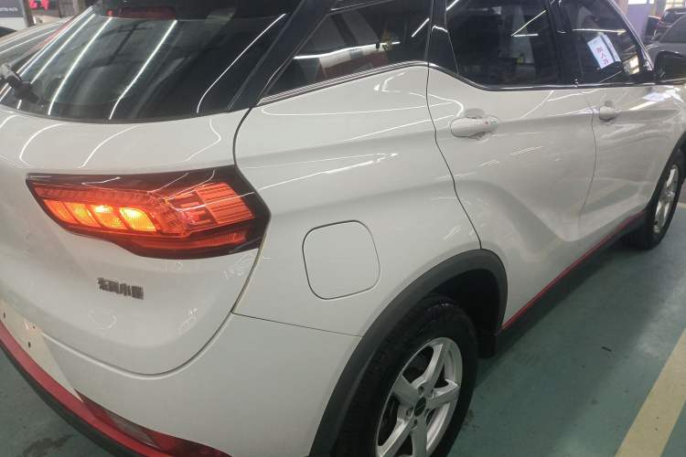 Used Dongfeng Fengon 500 2022 1.5L CVT Enjoyment Version Exterior 6
