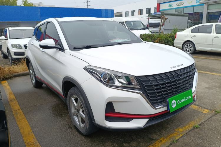 Used Dongfeng Fengon 500 2022 1.5L Manual Enjoyment Model Front Right 45 Deg