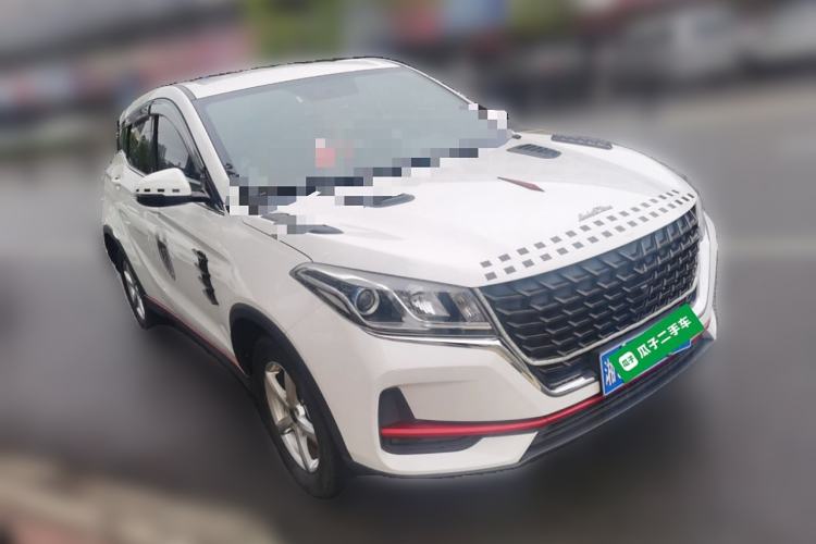 Used Dongfeng Fengon 500 2022 1.5L CVT Enjoyment Version Front Right 45 Deg