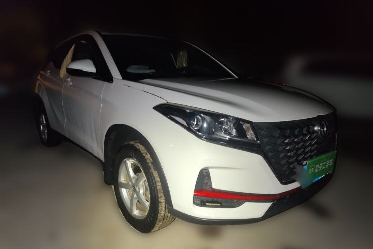 Used Dongfeng Fengon 500 2022 1.5L Manual Enjoyment Model Front Right 45 Deg