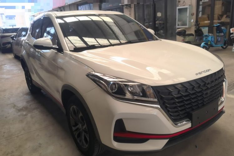 Used Dongfeng Fengon 500 2022 1.5T CVT Comfort Edition Front Right 45 Deg
