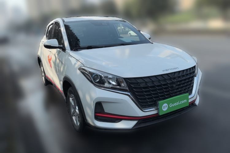 Used Dongfeng Fengon 500 2022 1.5L Manual Enjoyment Model Front Right 45 Deg