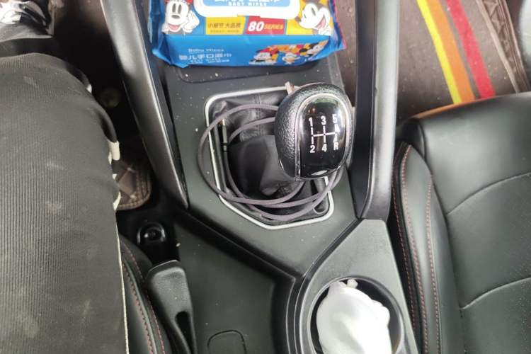 Used Dongfeng Fengon 500 2022 1.5L Manual Enjoyment Model Gear Lever