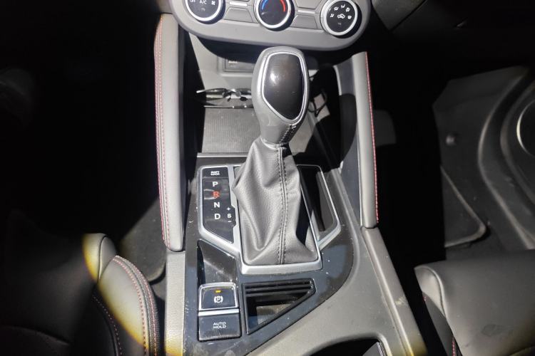 Used Dongfeng Fengon 500 2022 1.5T CVT Comfort Edition Gear Lever