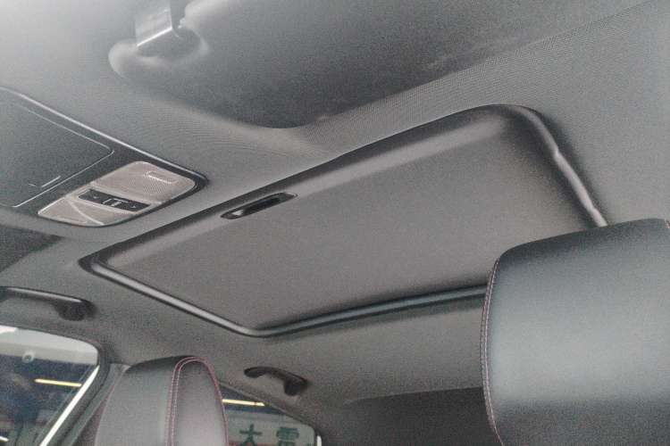 Used Dongfeng Fengon 500 2022 1.5T CVT Comfort Edition Headliner