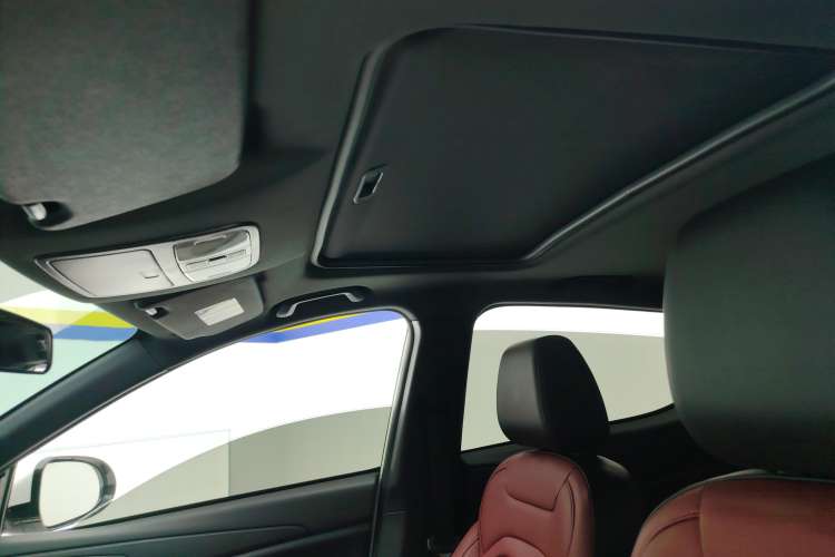 Used Dongfeng Fengon 500 2022 1.5T CVT Comfort Edition Headliner