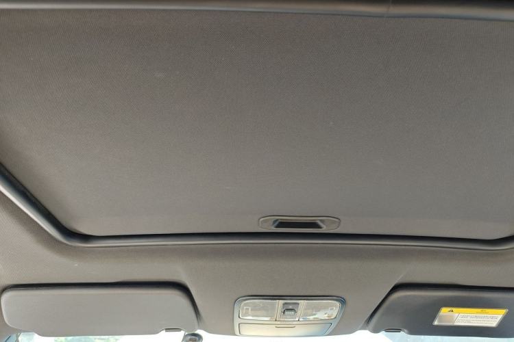 Used Dongfeng Fengon 500 2022 1.5T Manual Enjoyment Model Headliner