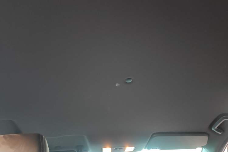 Used Dongfeng Fengon 500 2022 1.5L Manual Enjoyment Model Headliner