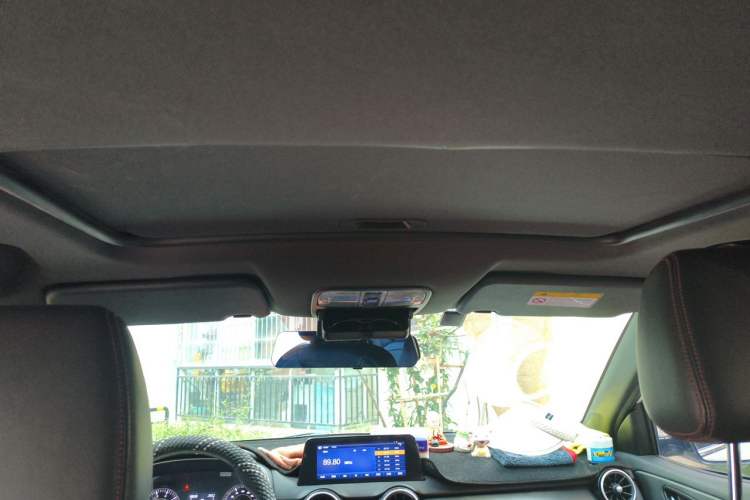 Used Dongfeng Fengon 500 2022 1.5T Manual Enjoyment Model Headliner