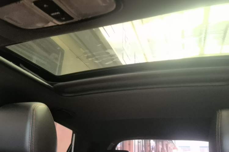 Used Dongfeng Fengon 500 2022 1.5T CVT Comfort Edition Headliner