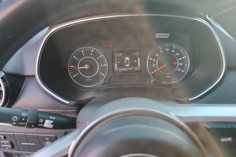 Used Dongfeng Fengon 500 2022 1.5L Manual Enjoyment Model Instrument Cluster