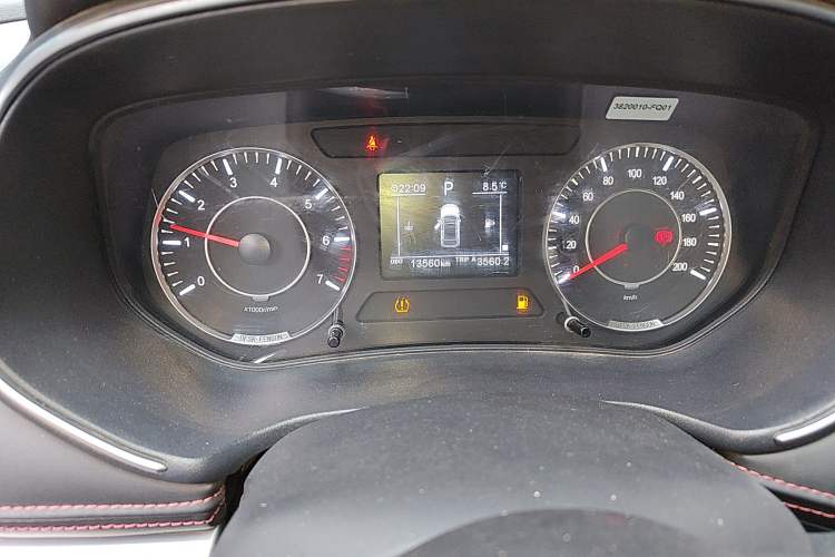 Used Dongfeng Fengon 500 2022 1.5L CVT Enjoyment Version Instrument Cluster