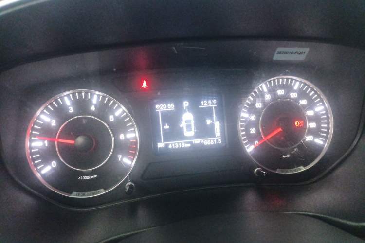 Used Dongfeng Fengon 500 2022 1.5L CVT Enjoyment Version Instrument Cluster