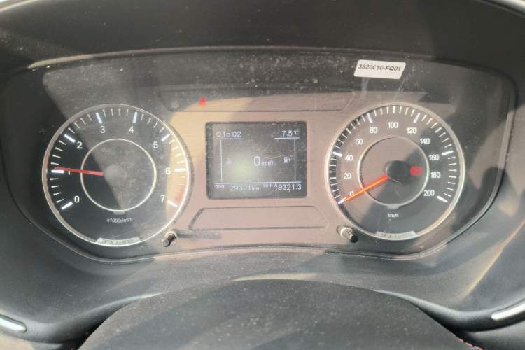 Used Dongfeng Fengon 500 2022 1.5L Manual Enjoyment Model Instrument Cluster