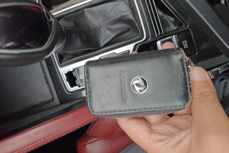 Used Dongfeng Fengon 500 2022 1.5L CVT Luxury Edition Interior 1
