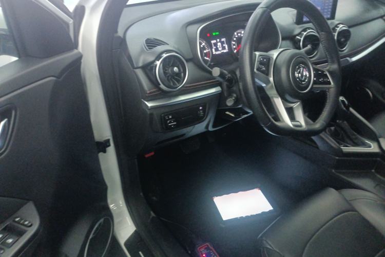 Used Dongfeng Fengon 500 2022 1.5L CVT Enjoyment Version Interior 3