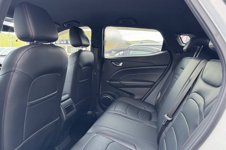 Used Dongfeng Fengon 500 2022 1.5L CVT Enjoyment Version Interior 3