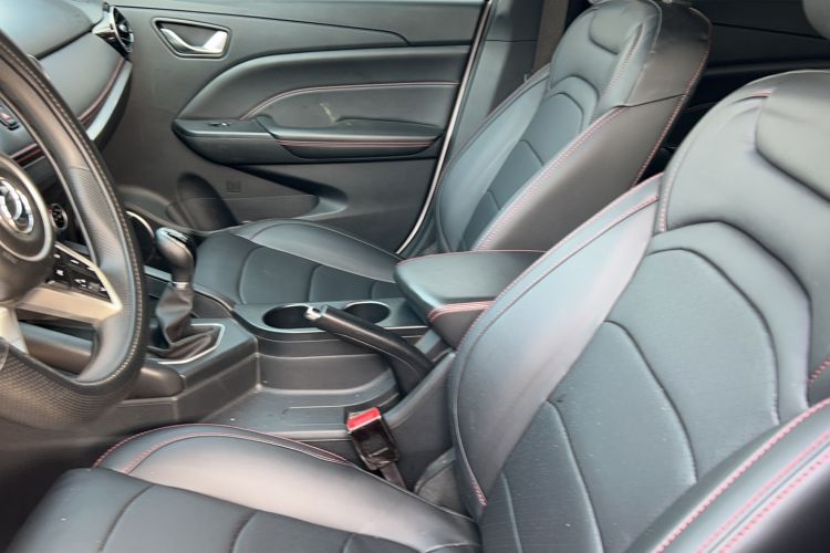 Used Dongfeng Fengon 500 2022 1.5L Manual Enjoyment Model Interior 4