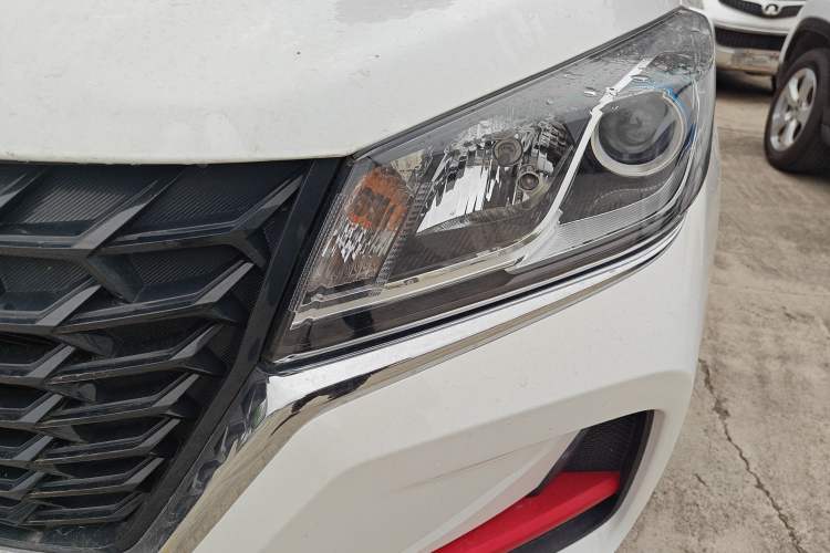 Used Dongfeng Fengon 500 2022 1.5L CVT Enjoyment Version Left Front Headlight