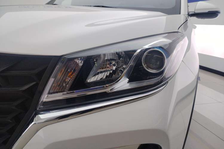 Used Dongfeng Fengon 500 2022 1.5T CVT Comfort Edition Left Front Headlight