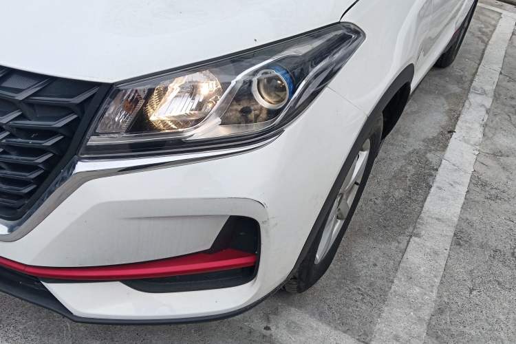 Used Dongfeng Fengon 500 2022 1.5L CVT Enjoyment Version Left Front Headlight