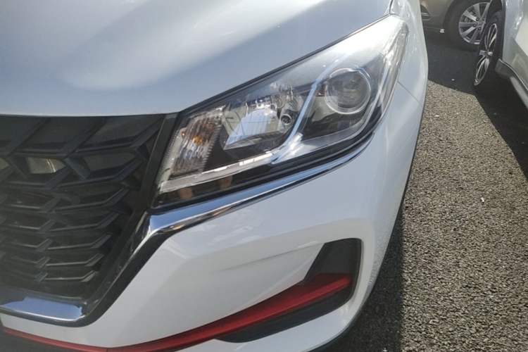 Used Dongfeng Fengon 500 2022 1.5T CVT Comfort Edition Left Front Headlight