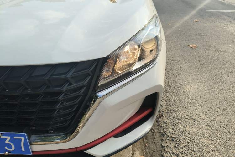 Used Dongfeng Fengon 500 2022 1.5L Manual Enjoyment Model Left Front Headlight
